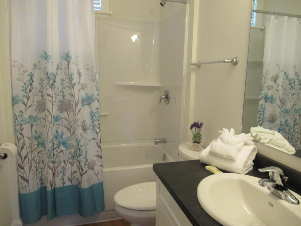 Sandbanks Summer Village Cottages Cherry Valley Eksteriør billede